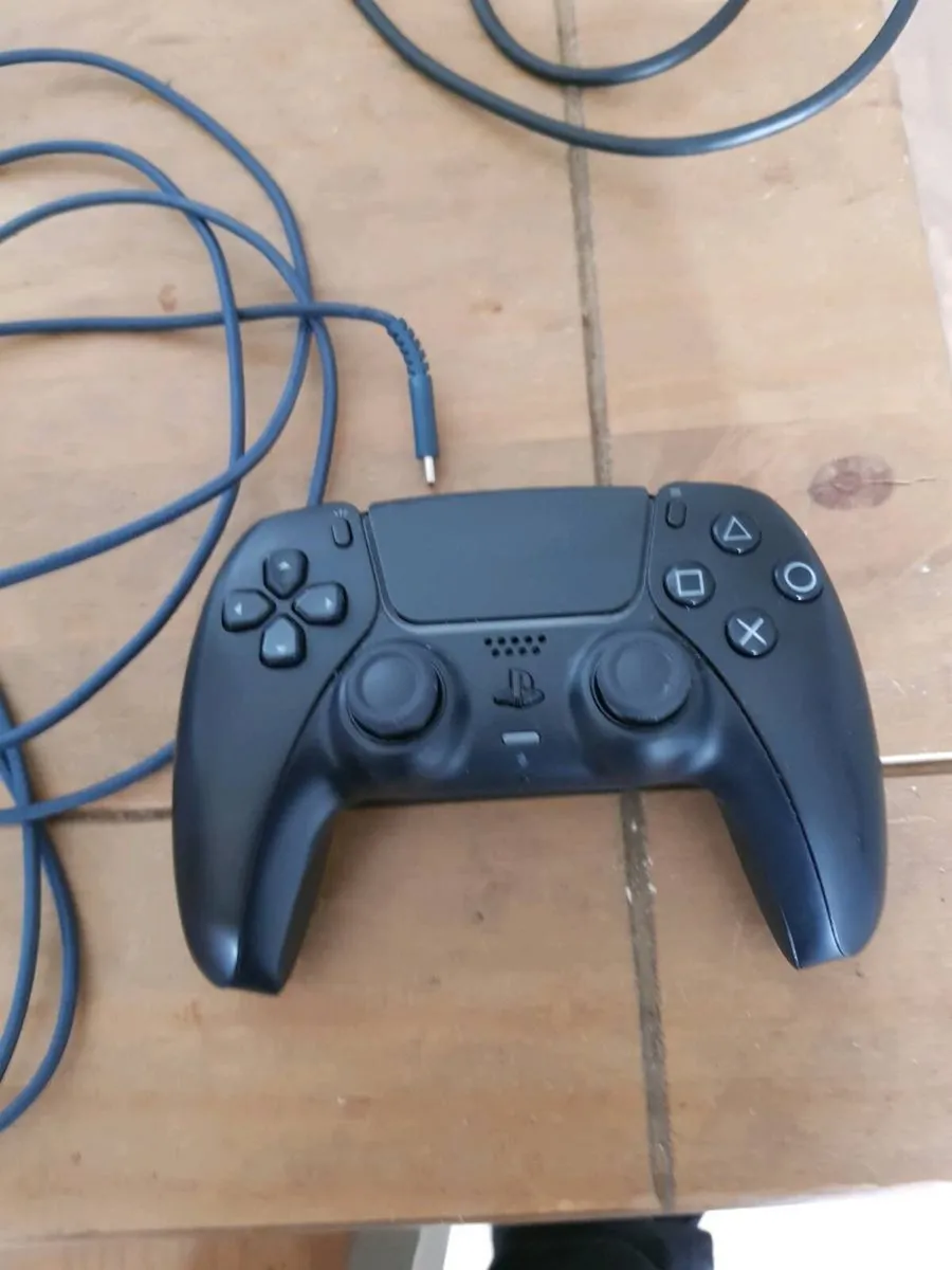 Playstation 5 ( Disk version ) - Image 2