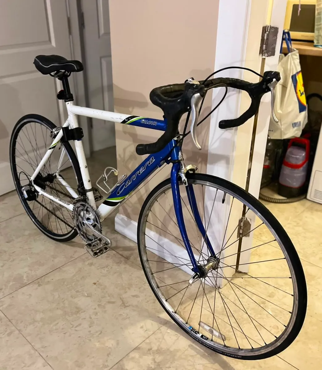 ADULTS CARRERA VALOUR 54C FRAME ROAD/RACER BIKE .1 - Image 4