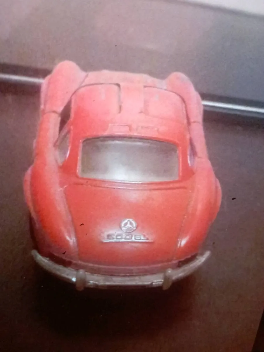 VINTAGE 1954  1-36 SCALE CORGI DIE--CAST CAR. - Image 4