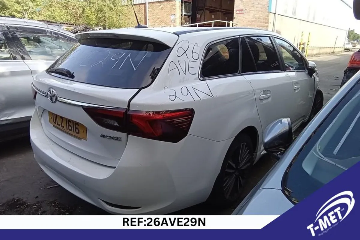2017 TOYOTA AVENSIS BREAKING FOR PARTS - Image 4