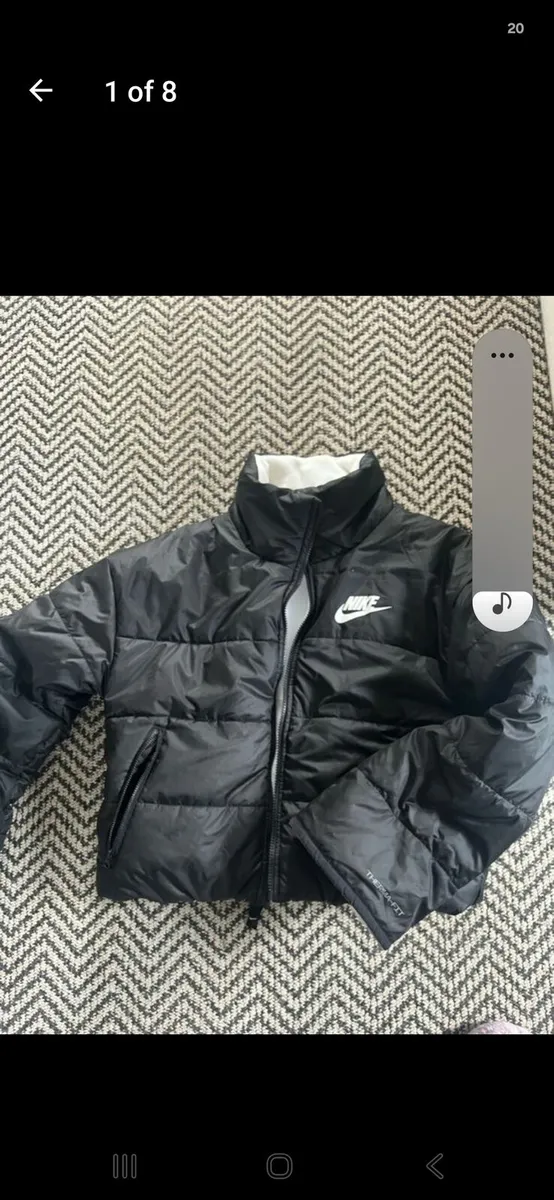 Nike reversable jacket - Image 1