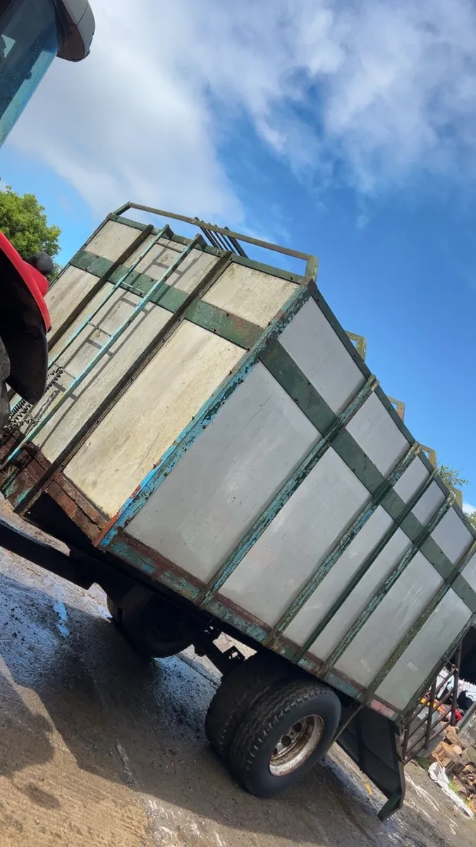 Cattle trailer - Image 3