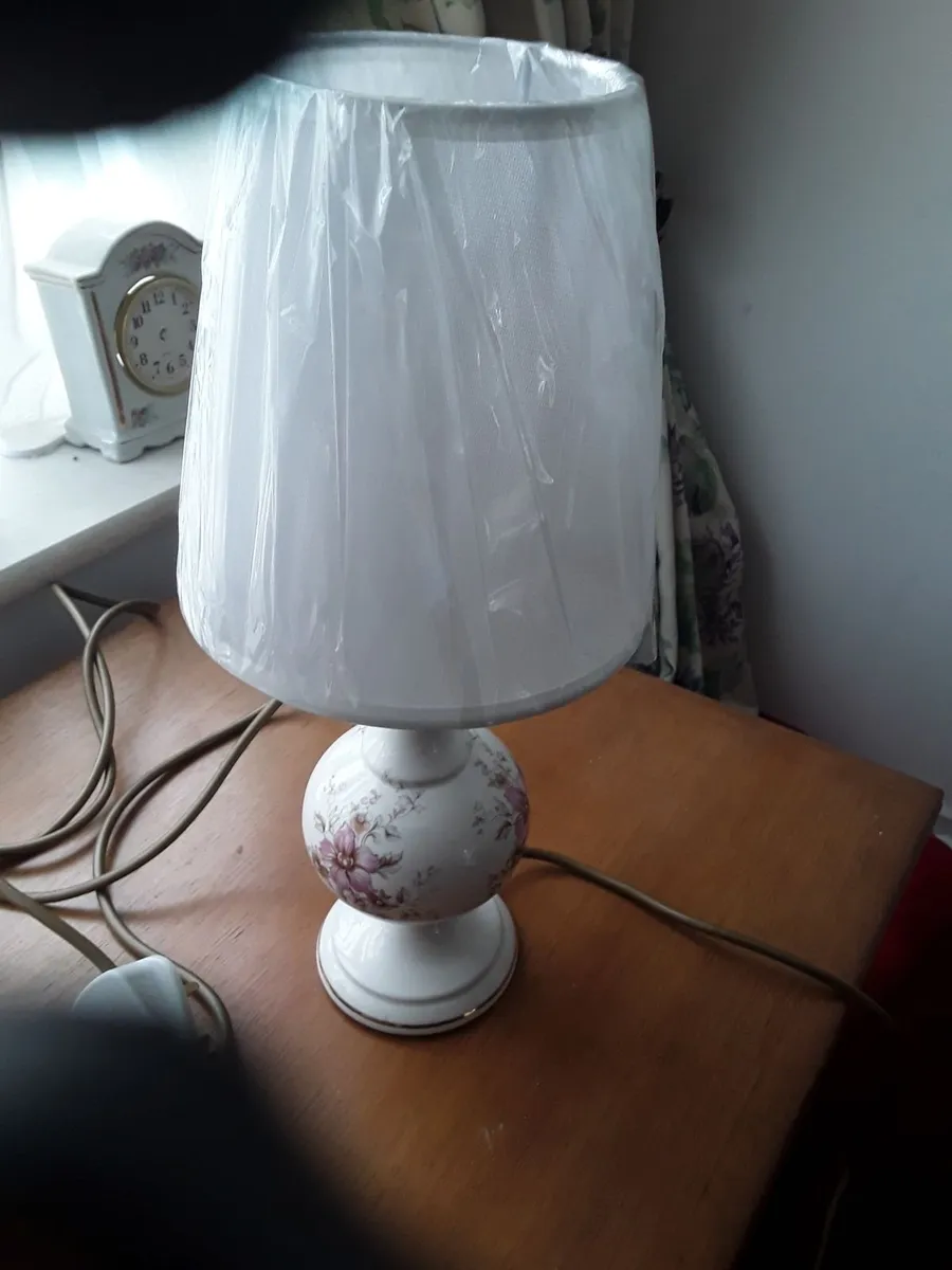 2  vintage lampshades two new white plated shades - Image 3