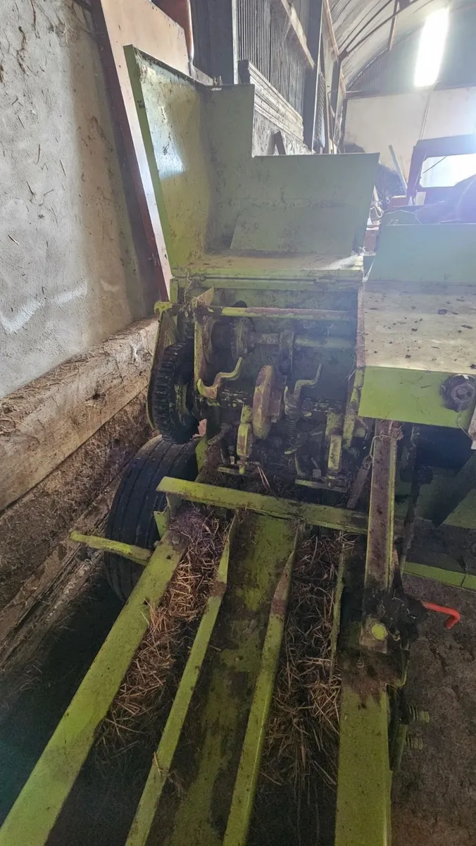 Class markant 55 sqaure baler - Image 3