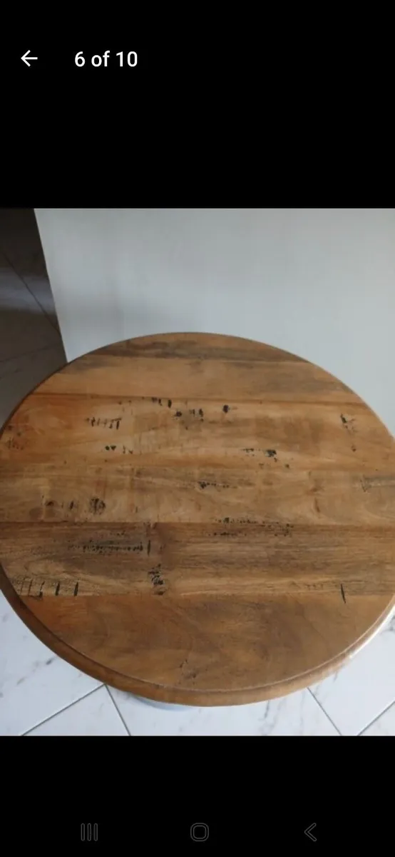 Solid Oak Table as new condition - Image 2
