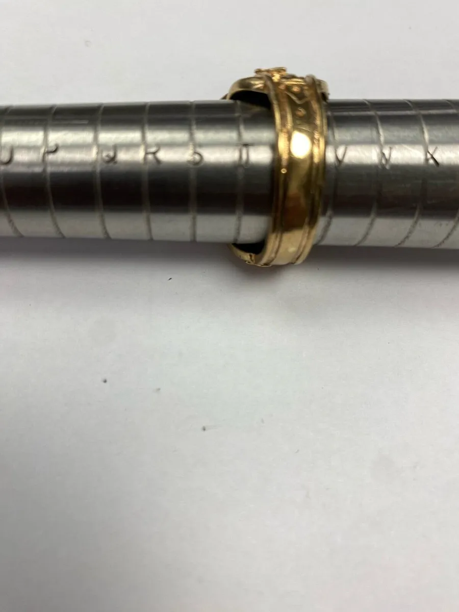 Men’s gold saddle ring - Image 3