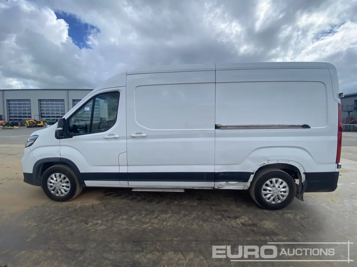 Maxus DELIVER 9 2022 - Image 2