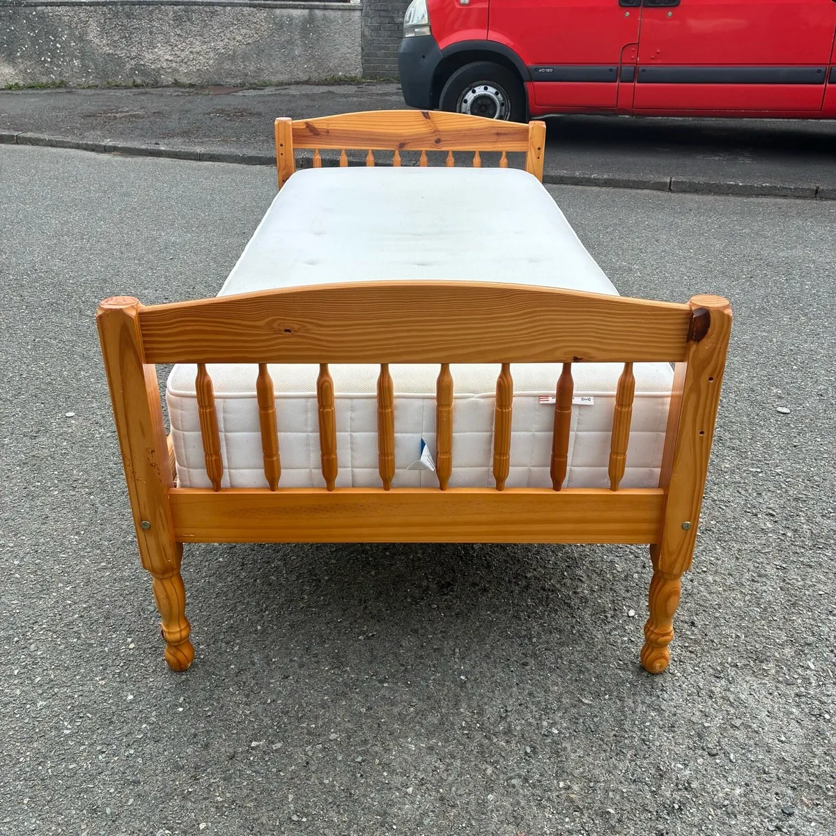 Single Solid pine bed frame & 10” Mattress - Image 2