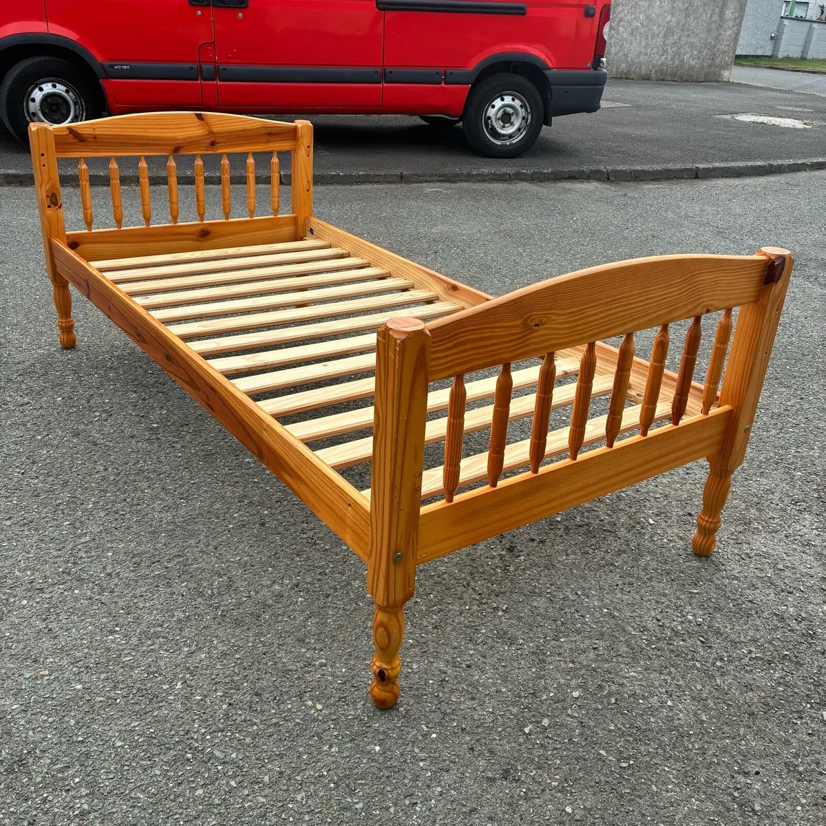 Single Solid pine bed frame & 10” Mattress - Image 4