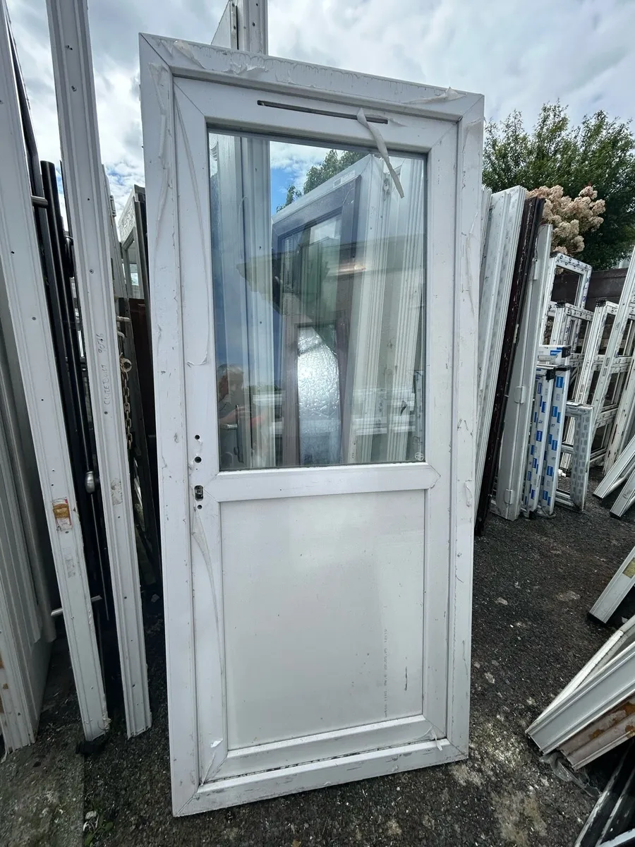 PVC door - Image 4