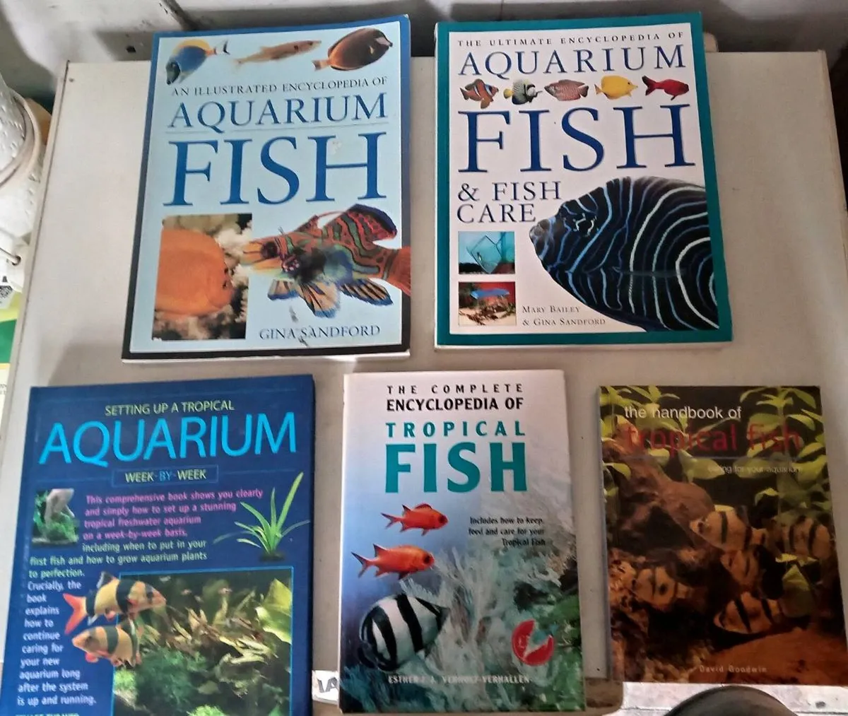 Five Aquarium Tropical Fish Books - Image 2