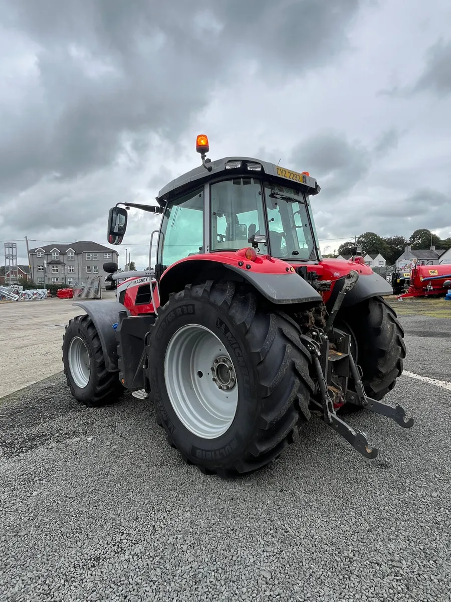 Massey Ferguson 7s.210 - Image 4