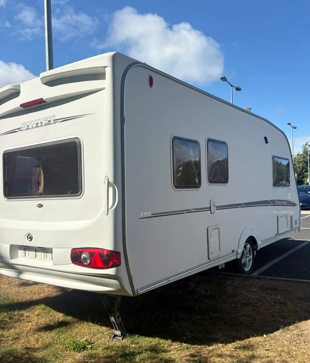 2012 Swift 5/6 berth & remote mover & Full Awning - Image 2