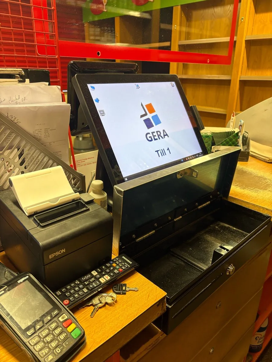 Shop contents. - Image 3