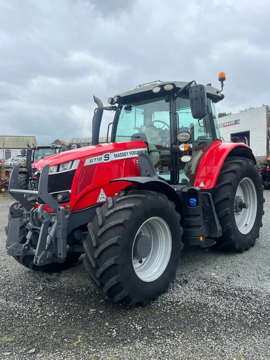 Massey Ferguson 6718s - Image 3