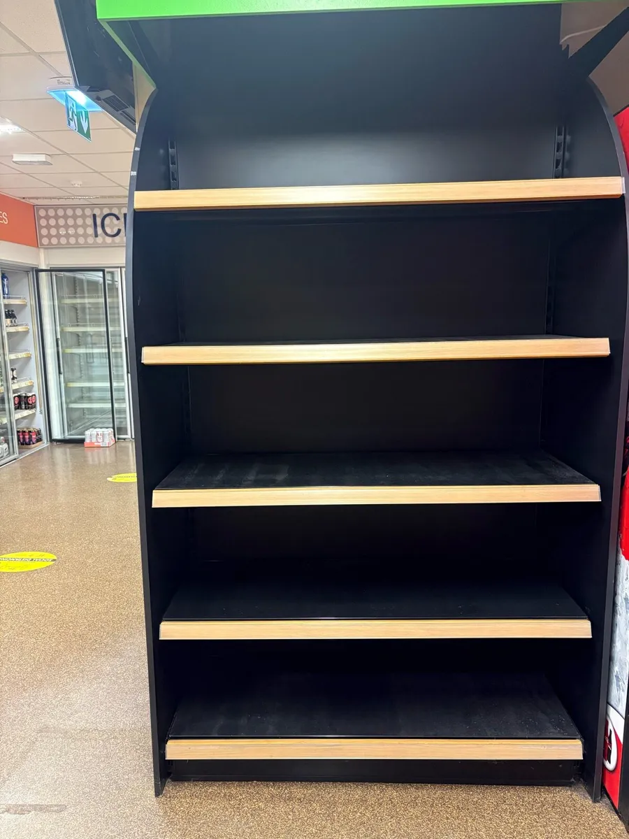 Shop contents. - Image 4