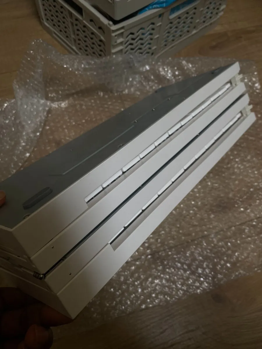 Foldable Piano (Carry-On)- 88-Key – Like New - Image 3