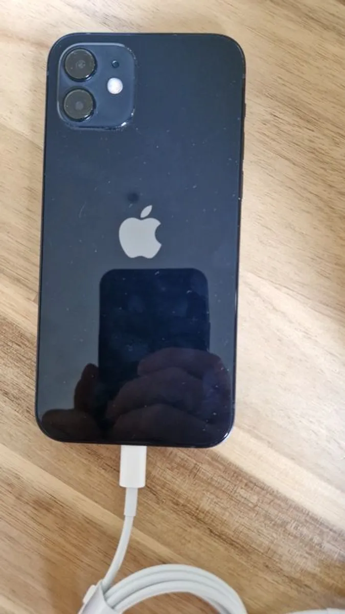 iPhone 17 - Image 2