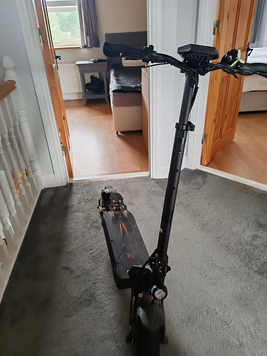 Kukurin G2 Master Electric Scooter - Image 3