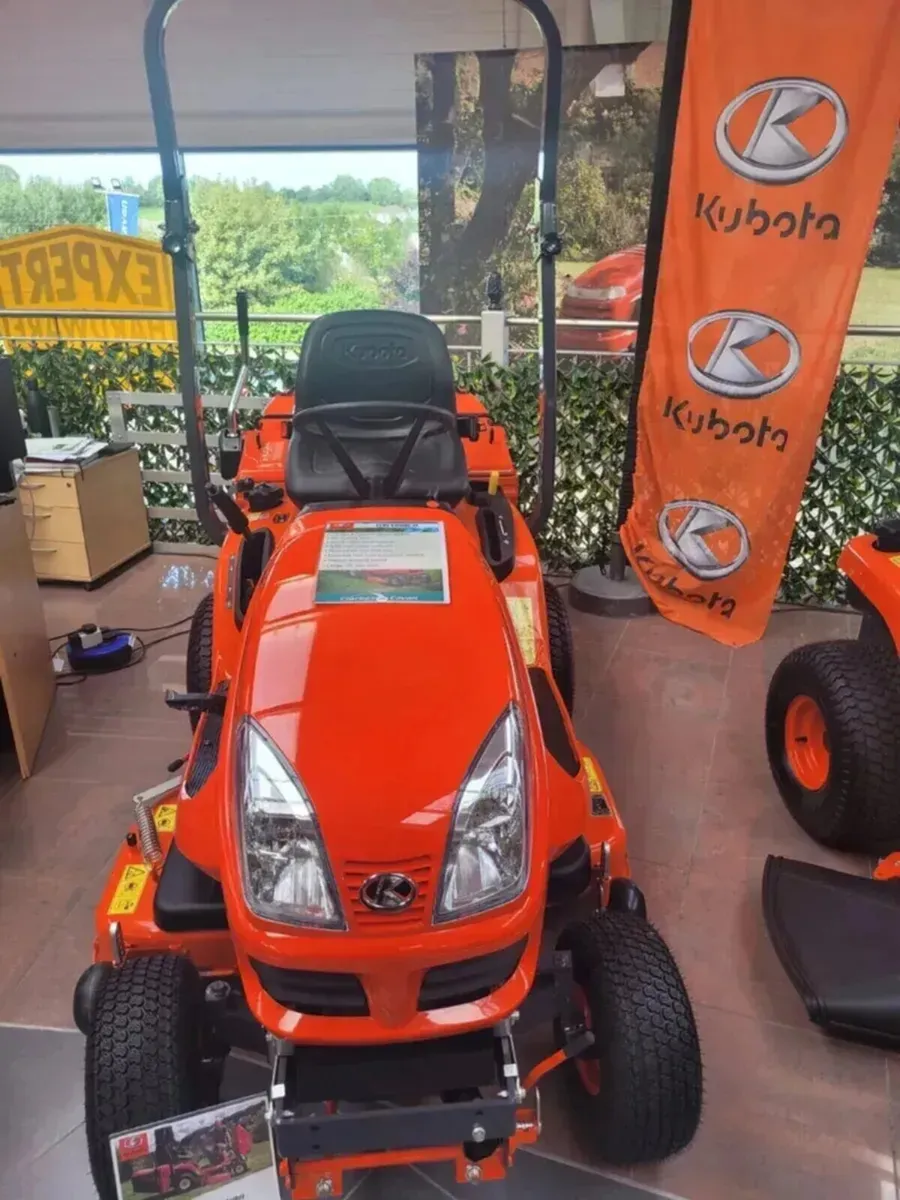 Kubota GR1600-II Ride-On Lawnmower - Image 4