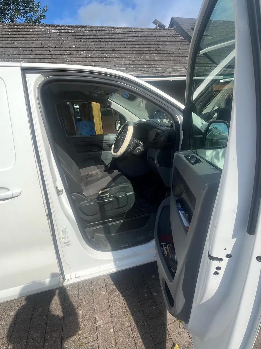 Van Toyota proace - Image 3