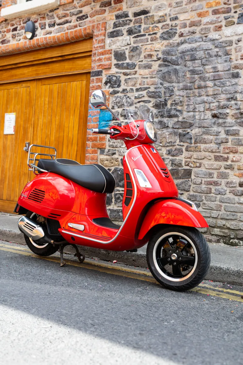 Vespa GTS125 Super 2018 - Image 2