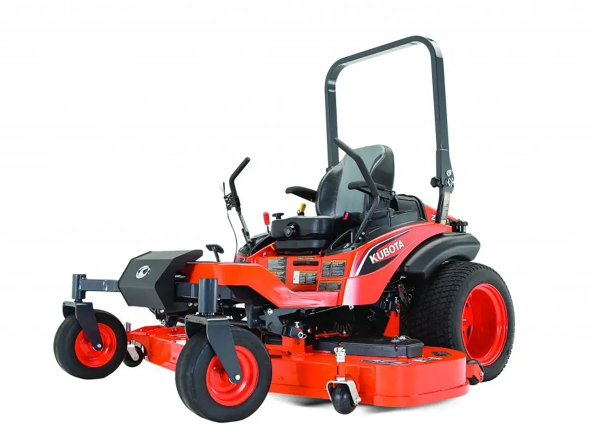 Kubota ZD1211 Zero Turn Lawnmower - Image 3