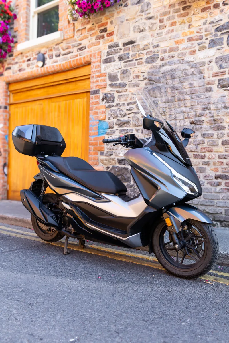 Honda Forza 350 2025 - Image 2