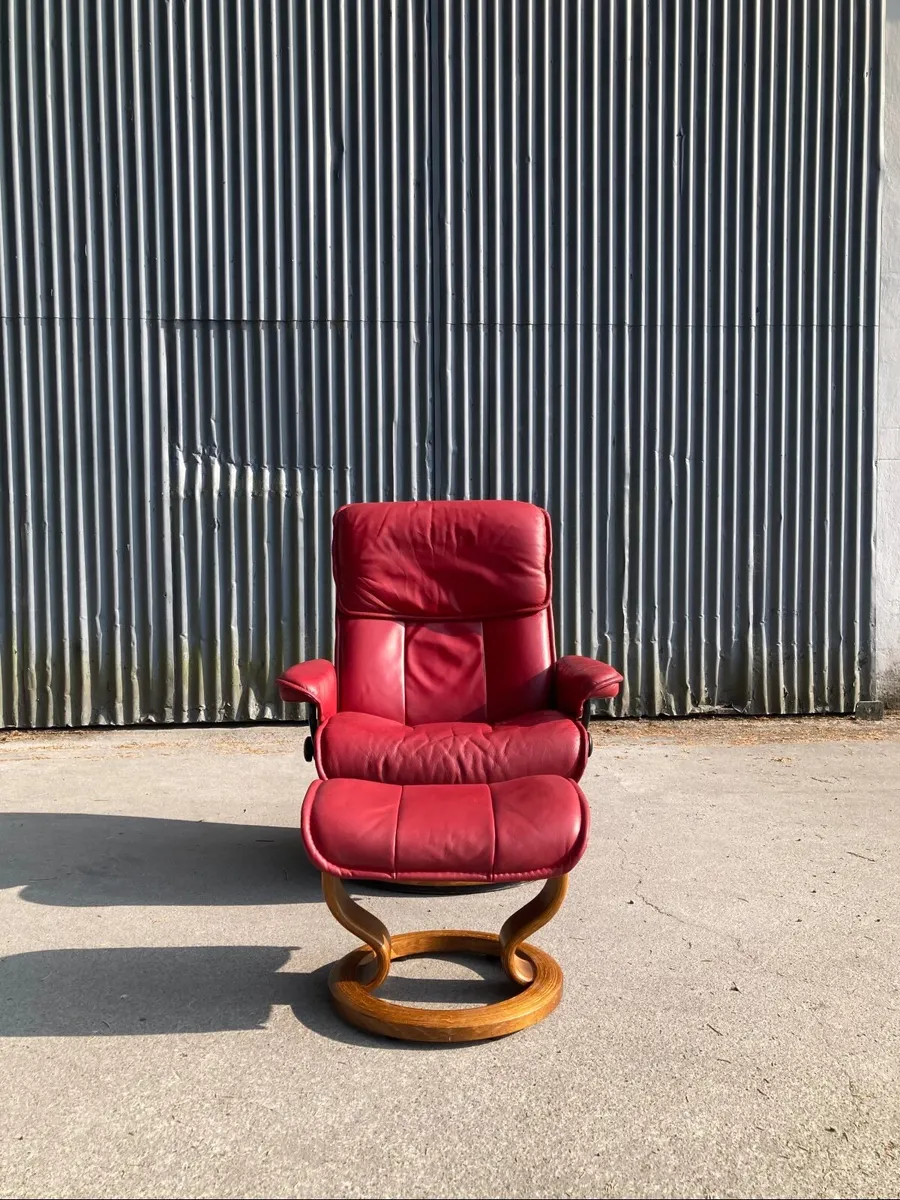 Vintage 1980s Ekornes Stressless Open Sat 8th Aug - Image 1