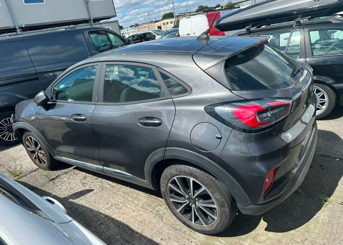 2022 Ford Puma Hybrid, low mileage - Image 2