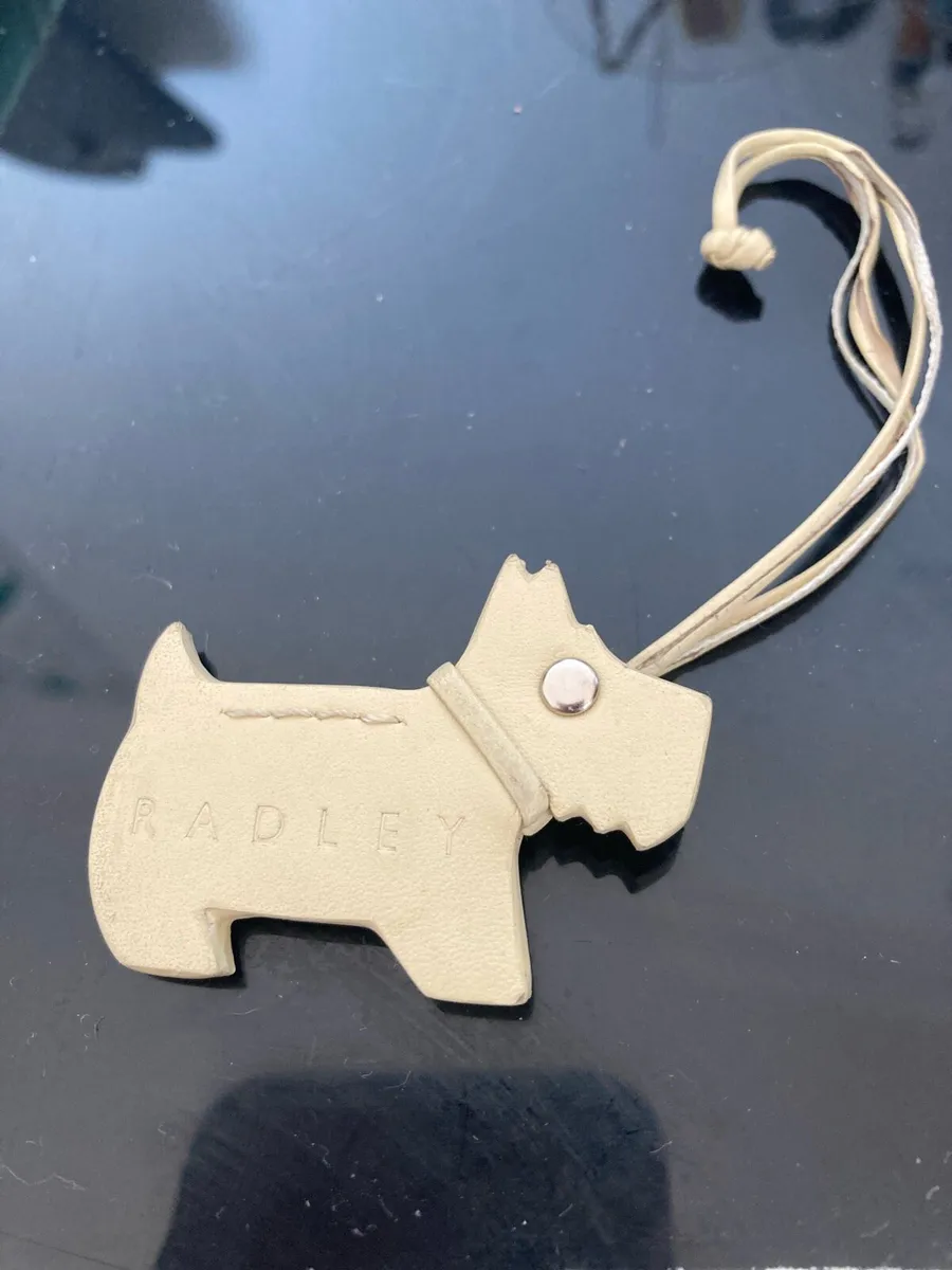 Radley dog bag leather charm. Beige - Image 1