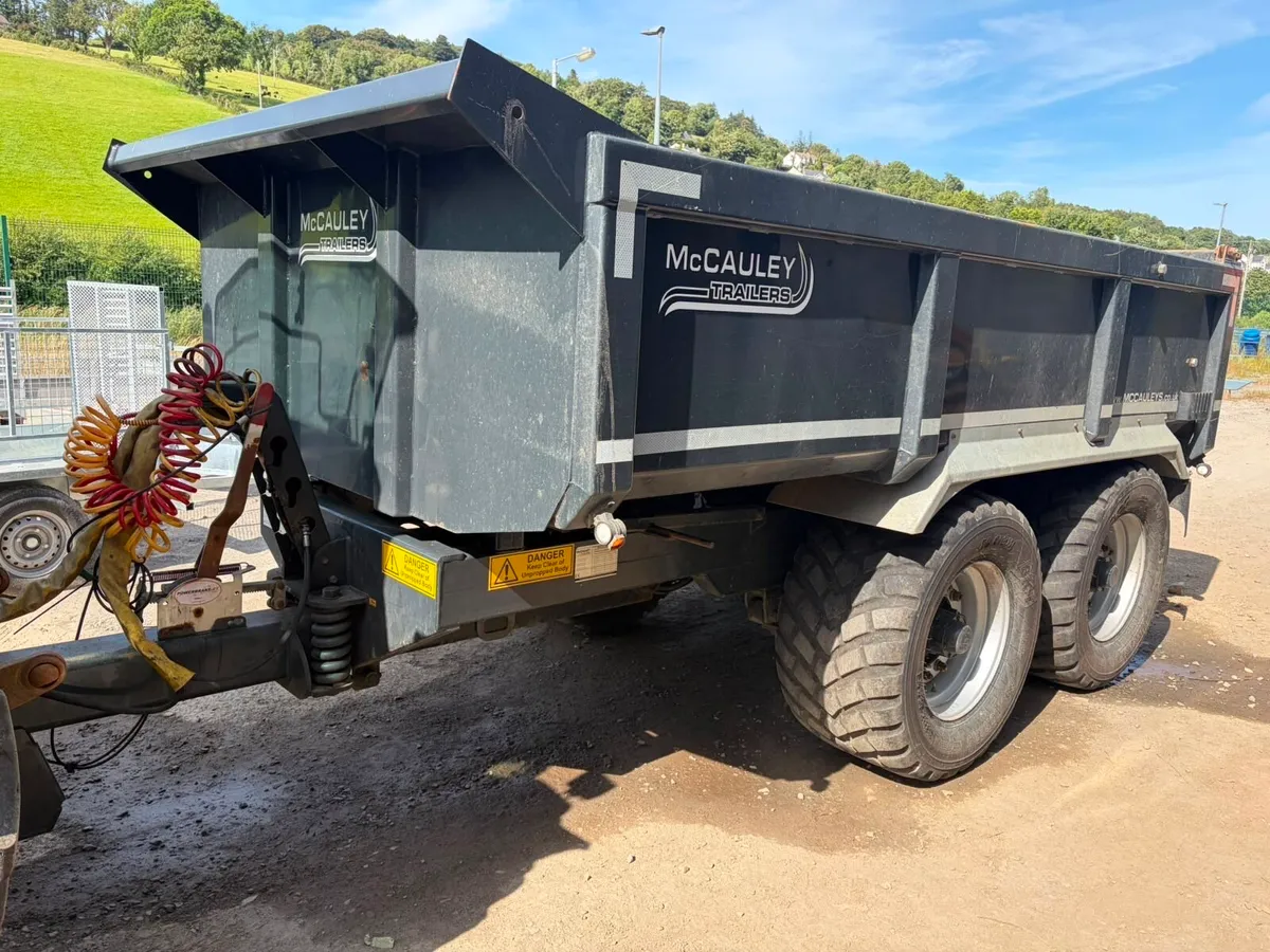 GP 14 Dump Trailer - Image 1