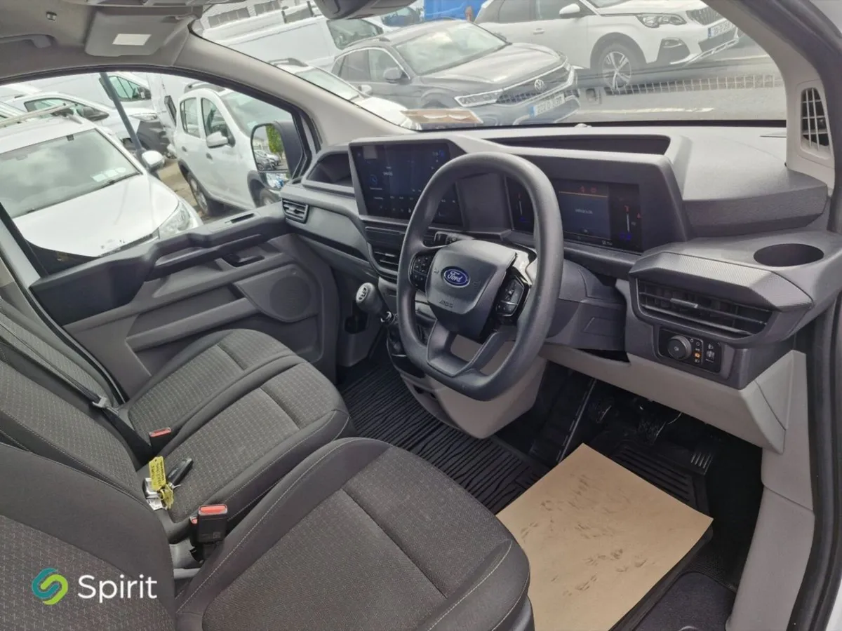 Ford Transit Custom LEADER LWB **Call Mark 0861628 - Image 4