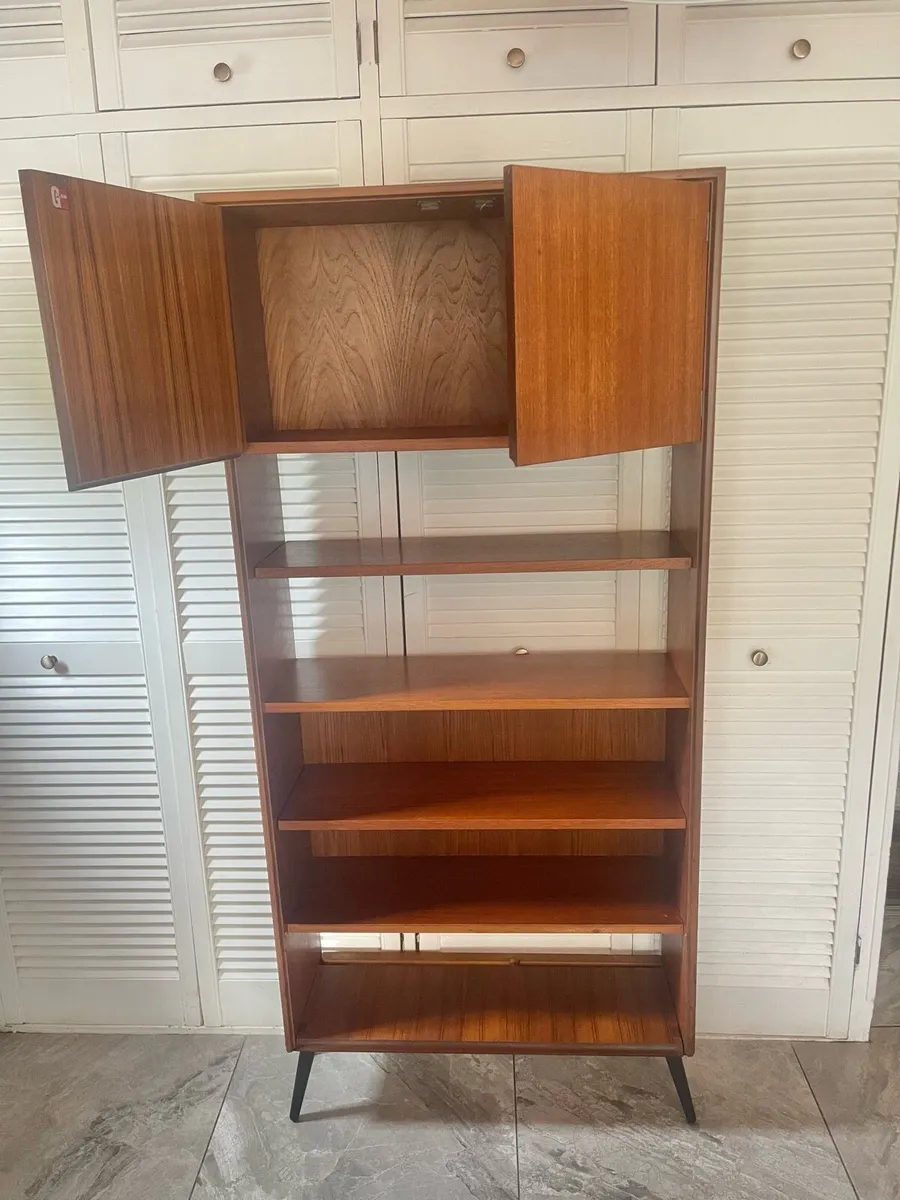 Mid century G Plan bookcase plus - Image 1