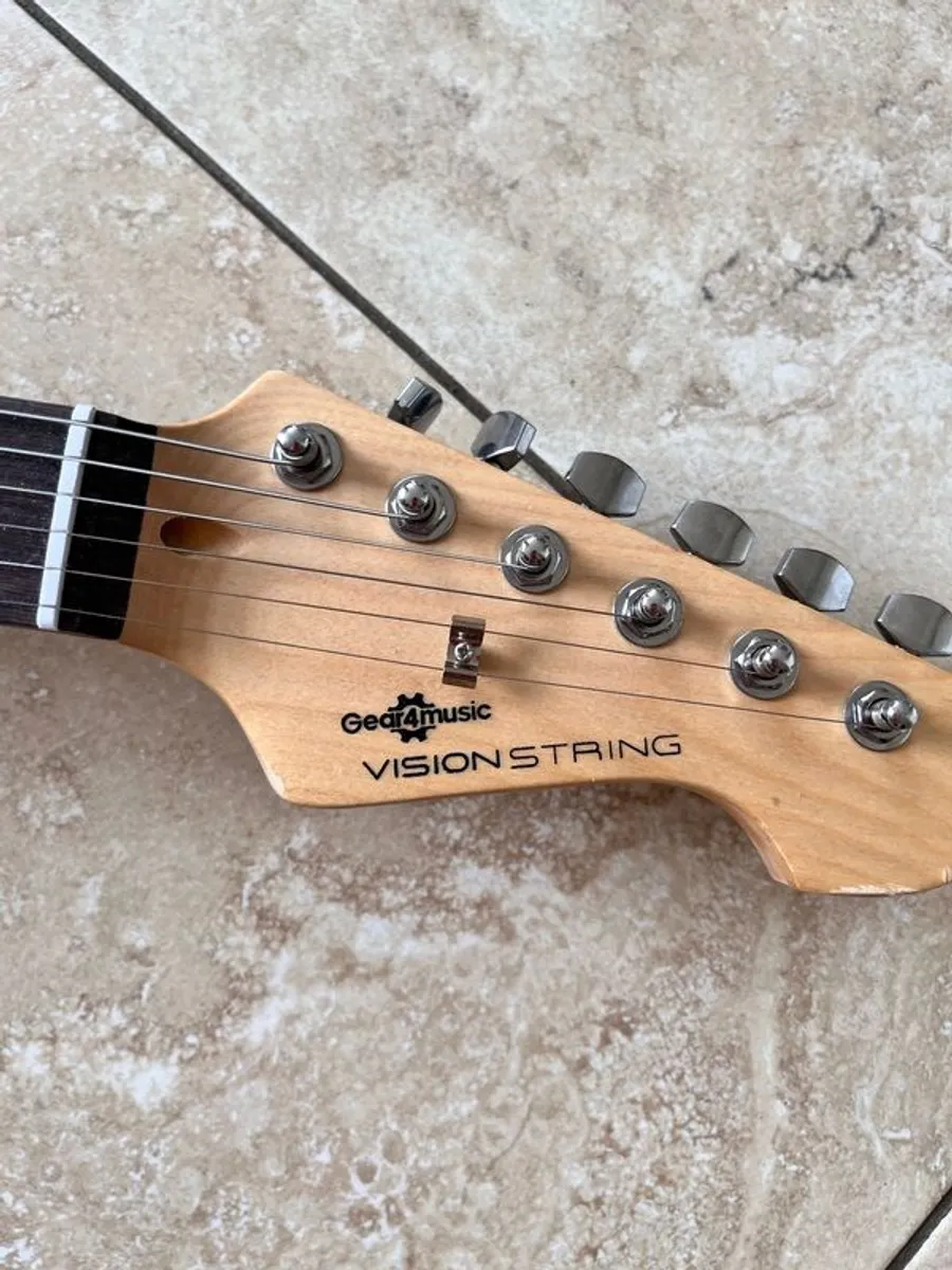 electric guitar - Image 3