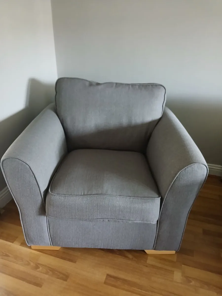 Couch - Image 1