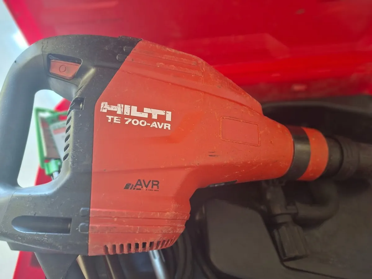 Hilti TE 700-AVR Sds Max Breaker 110v "Serviced" - Image 4