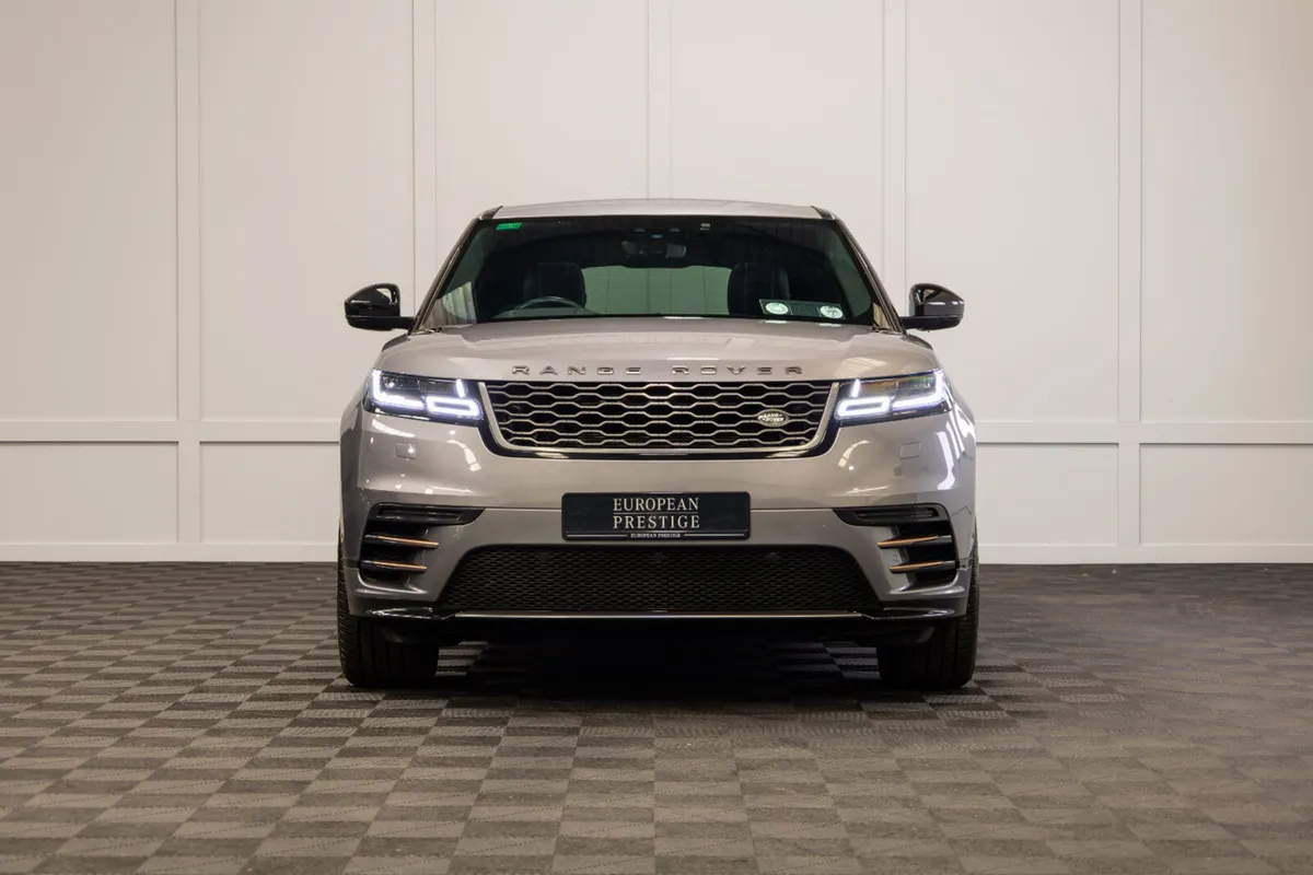 192 Range Rover Velar R-Dynamic 2 Seat Commercial - Image 2