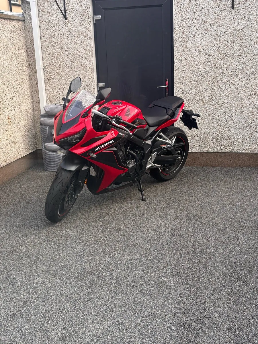 Honda cbr650r - Image 1