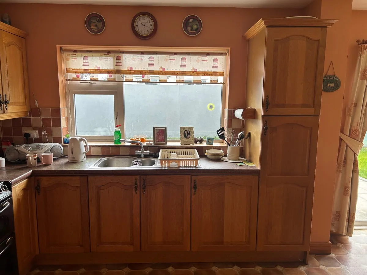 Kitchen & utility room - Image 4
