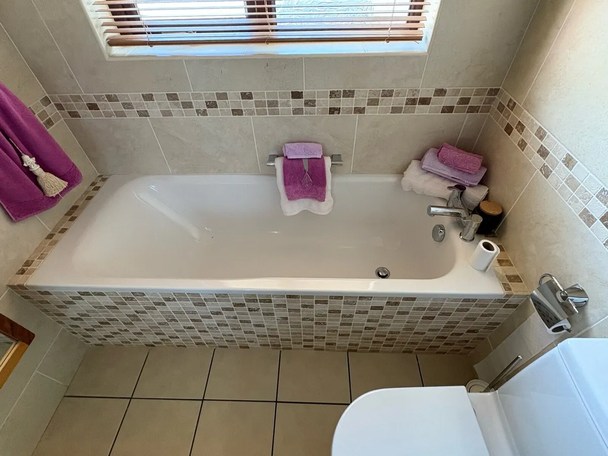 Bathroom - Image 4