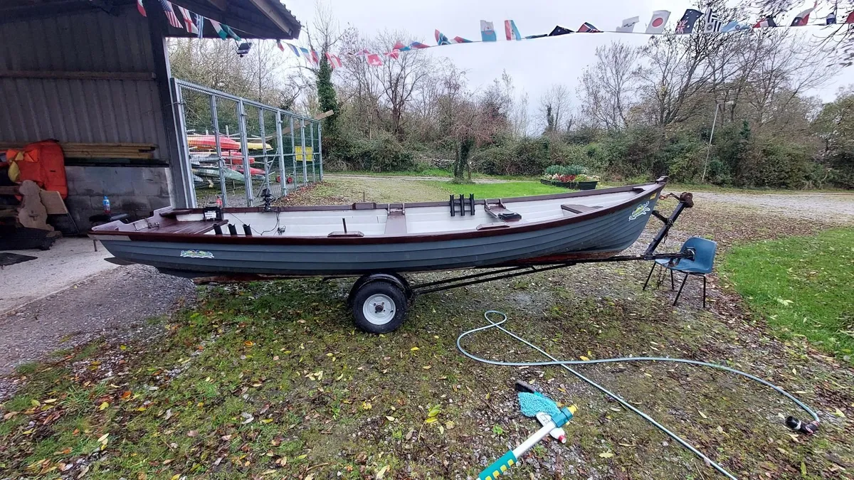 17ft Lake Boat, Suzuki 15hp, Trailer - Image 1