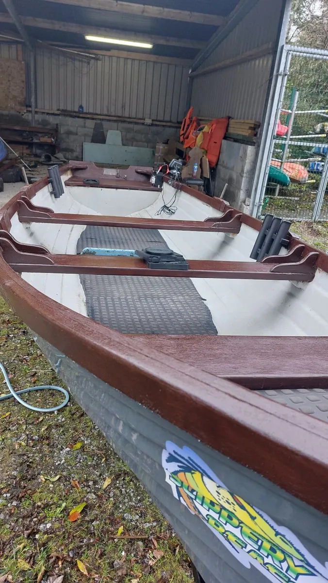 17ft Lake Boat, Suzuki 15hp, Trailer - Image 2