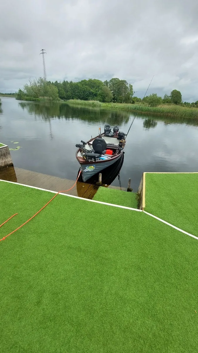 17ft Lake Boat, Suzuki 15hp, Trailer - Image 4