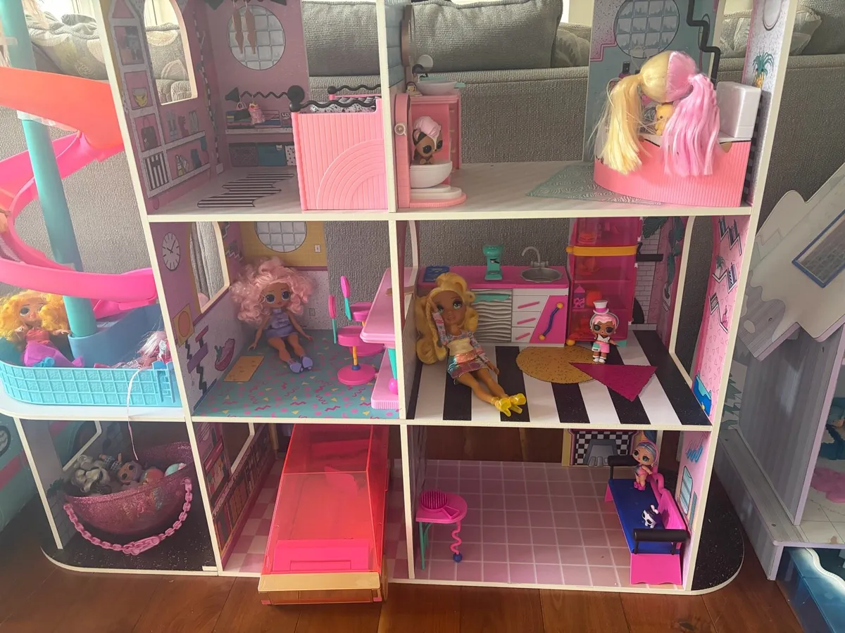 Lol doll house - Image 2