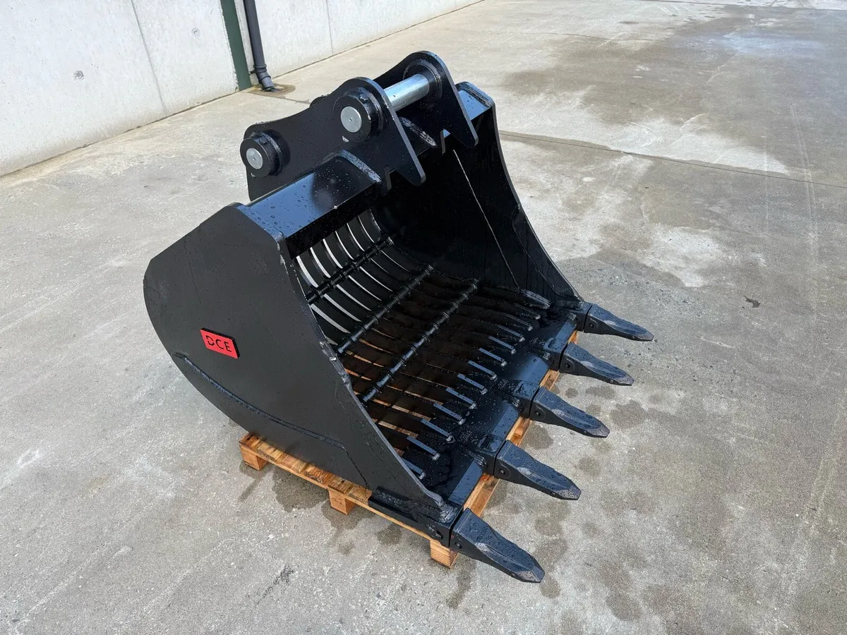 New 13 ton 48 inch DCE riddle bucket - Image 1