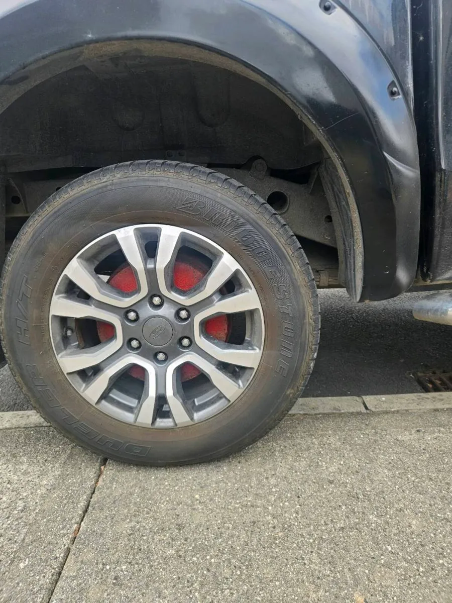 Ford ranger - Image 2
