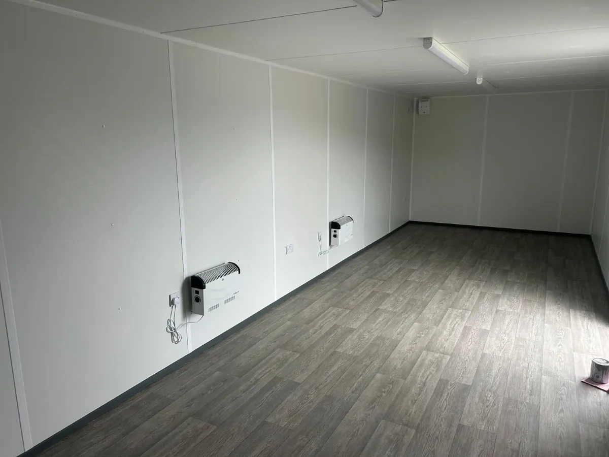 30 x 10' Anti Vandal Cabin for Sale / Hire - Image 2