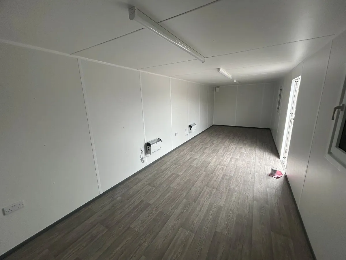 30 x 10' Anti Vandal Cabin for Sale / Hire - Image 3