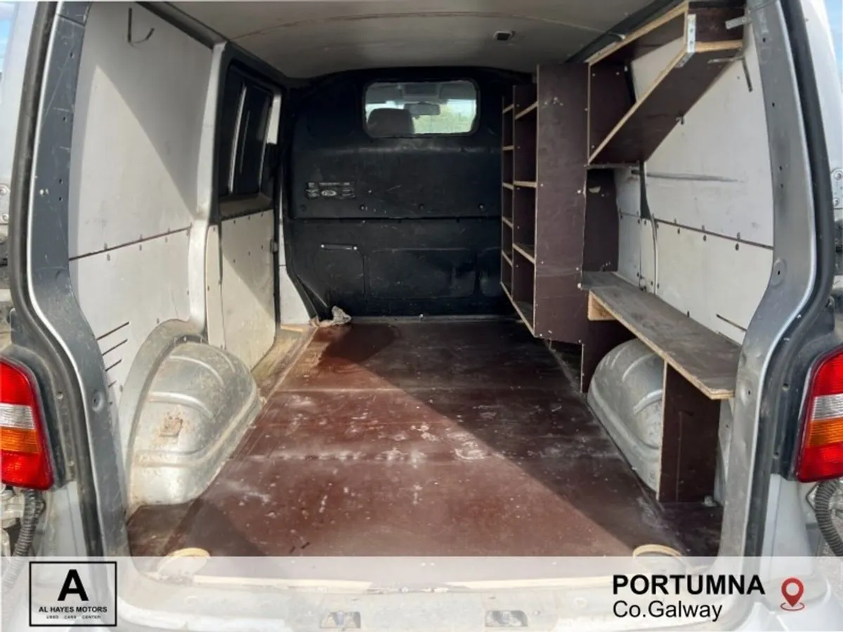 Volkswagen Transporter SWB 3000 96KW *PRICE+VAT* - Image 4